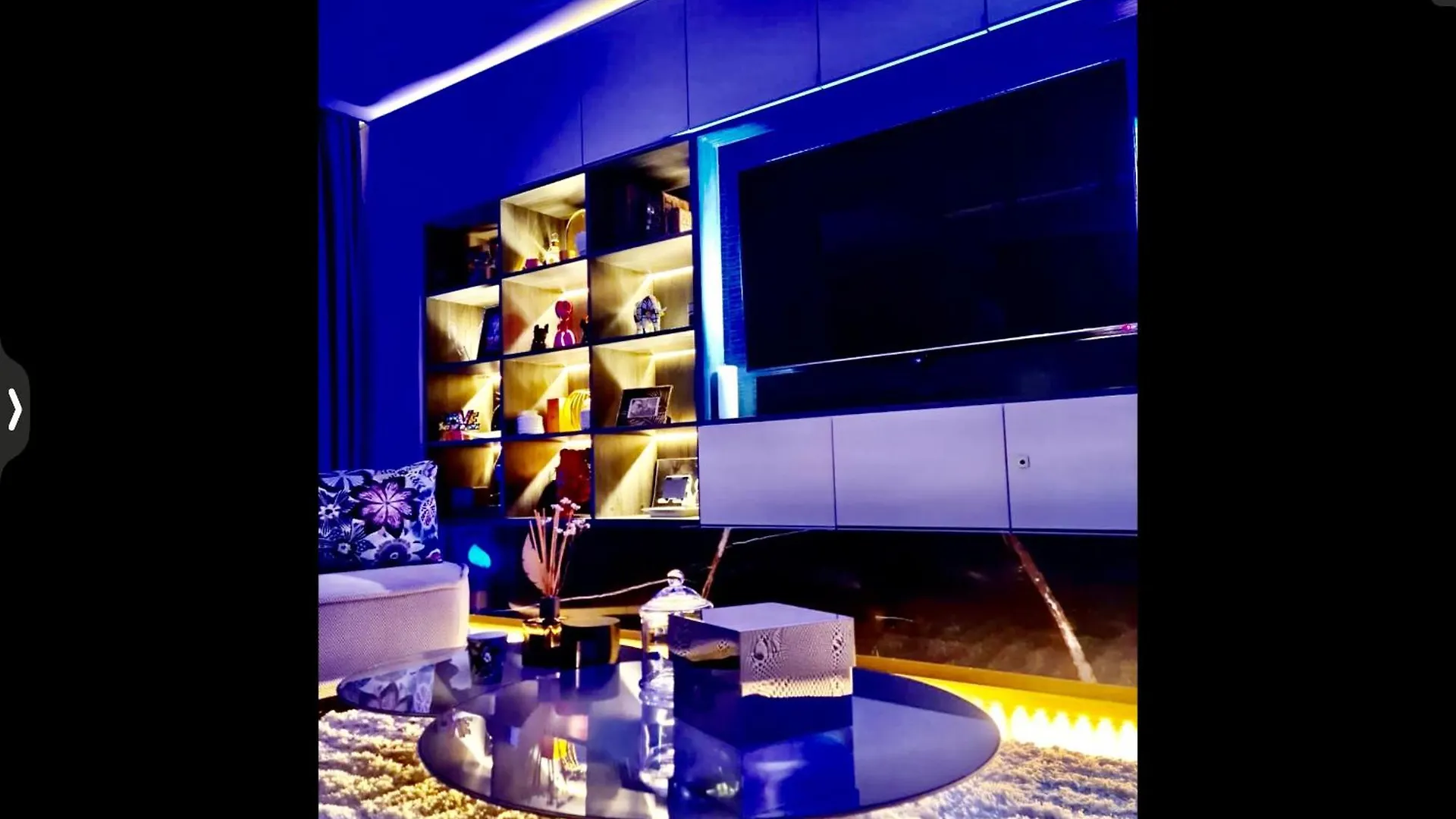 Апартаменты Luxury Flat With Private Rooftop - Paris 18