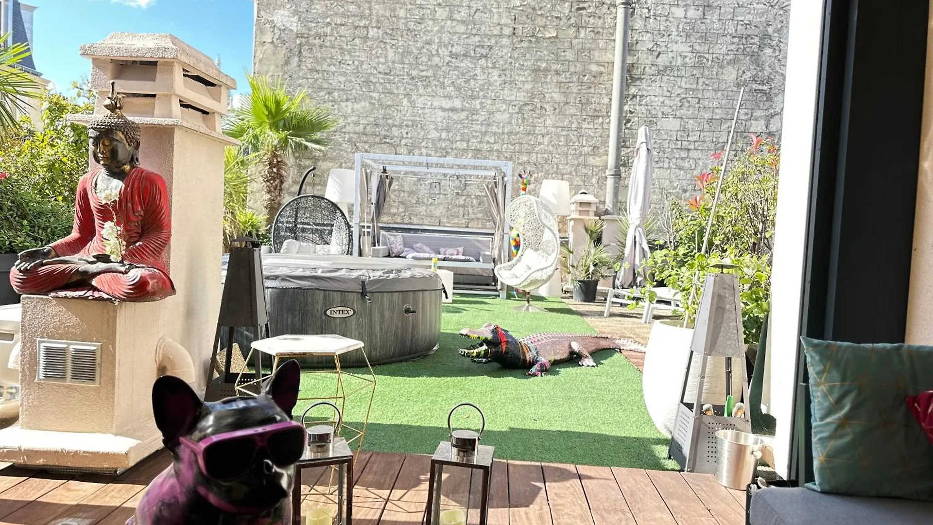 Апартаменты Luxury Flat With Private Rooftop - Paris 18